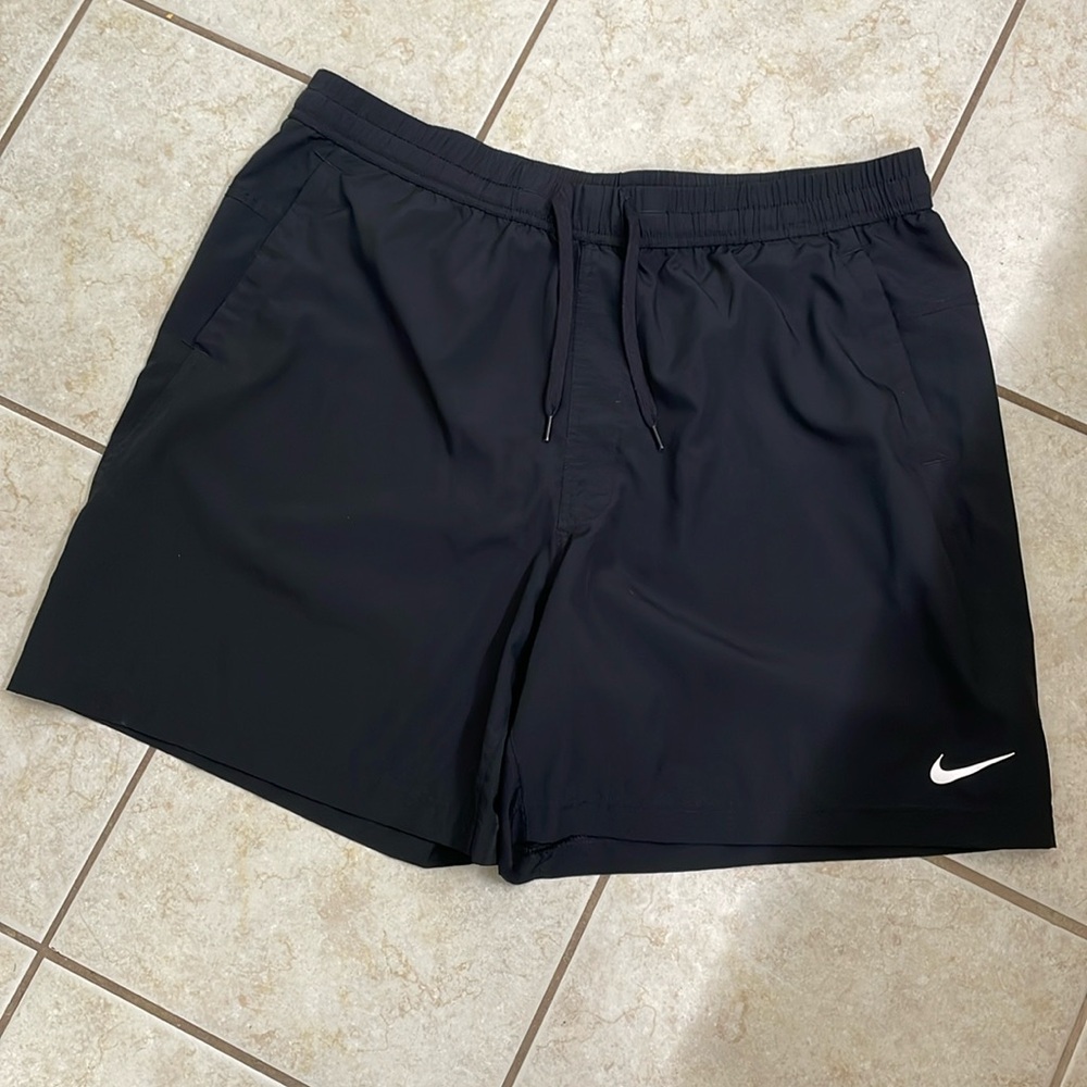 Nike Dri-Fit Women’s Draw String Comfort Shorts! - EUC!